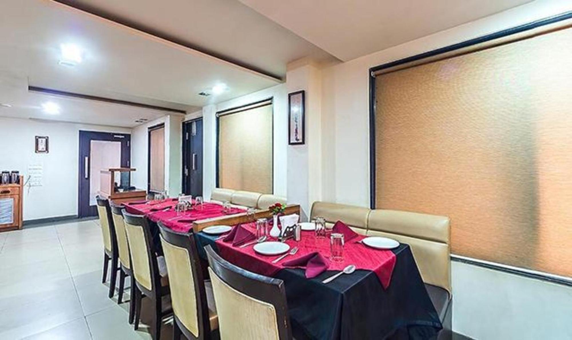 Fabhotel Skylark Inn Nashik Ngoại thất bức ảnh